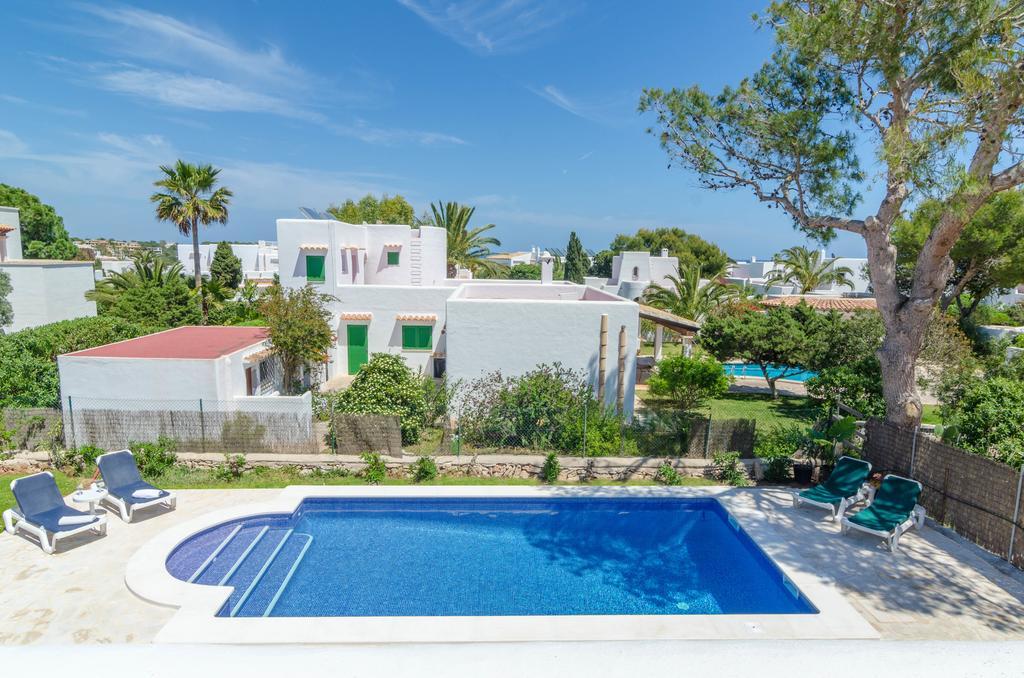 Villa Cala Esmeralda *
